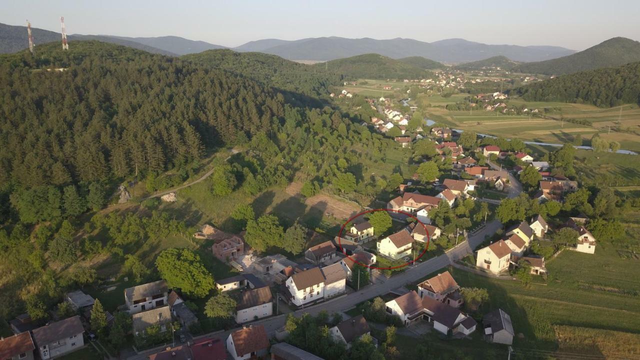 Apartman Maja Apartment Otocac Bagian luar foto